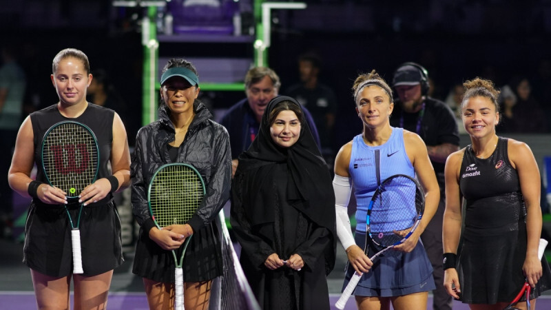 Video: Ostapenko ar Sji nodrošina vietu “WTA Finals” turnīra pusfinālā
