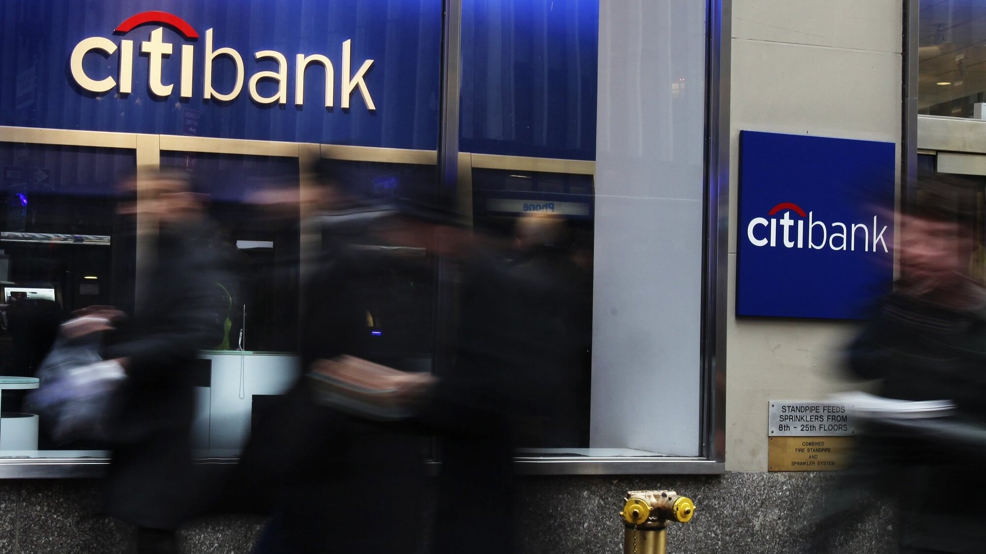 “Citigroup” pārdos banku Krievijā