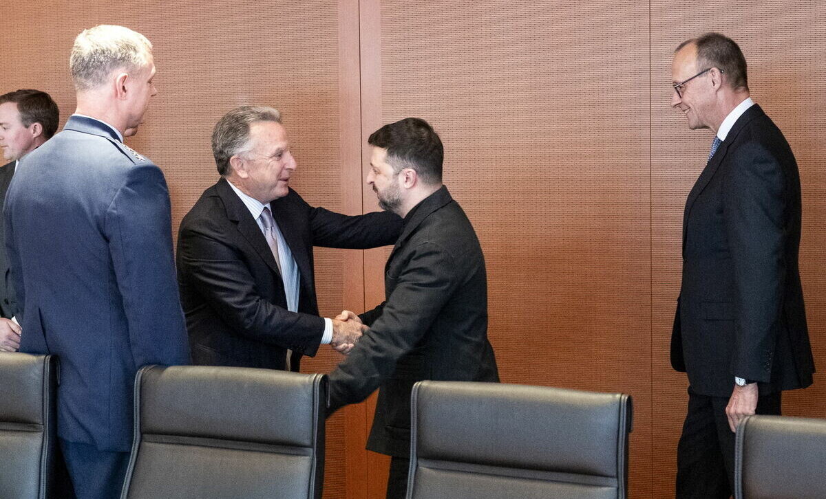 Zelenskis Berlīnē turpina sarunas ar ASV delegāciju