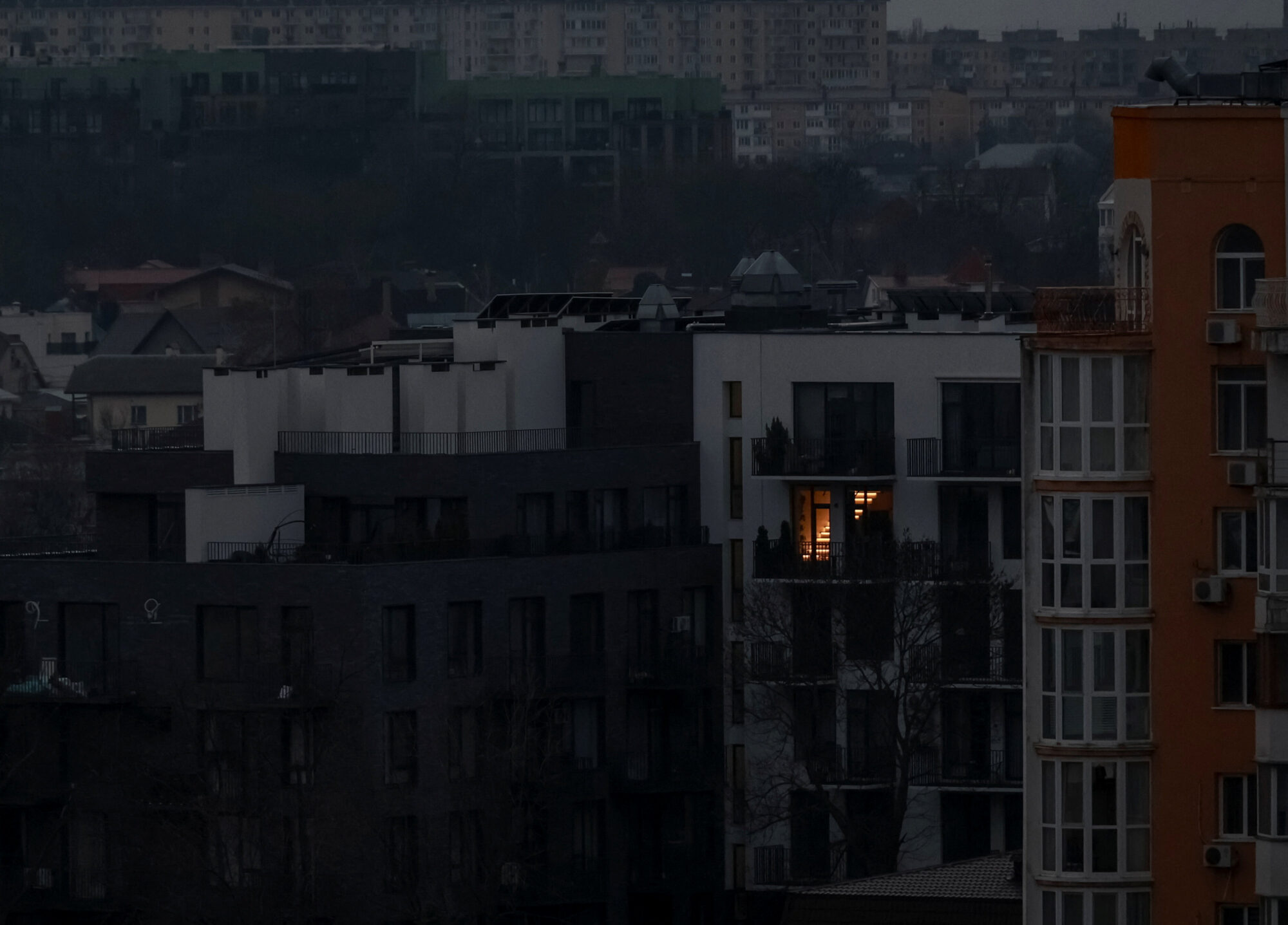 Krievija naktī uzbrukusi Ukrainai ar 138 droniem