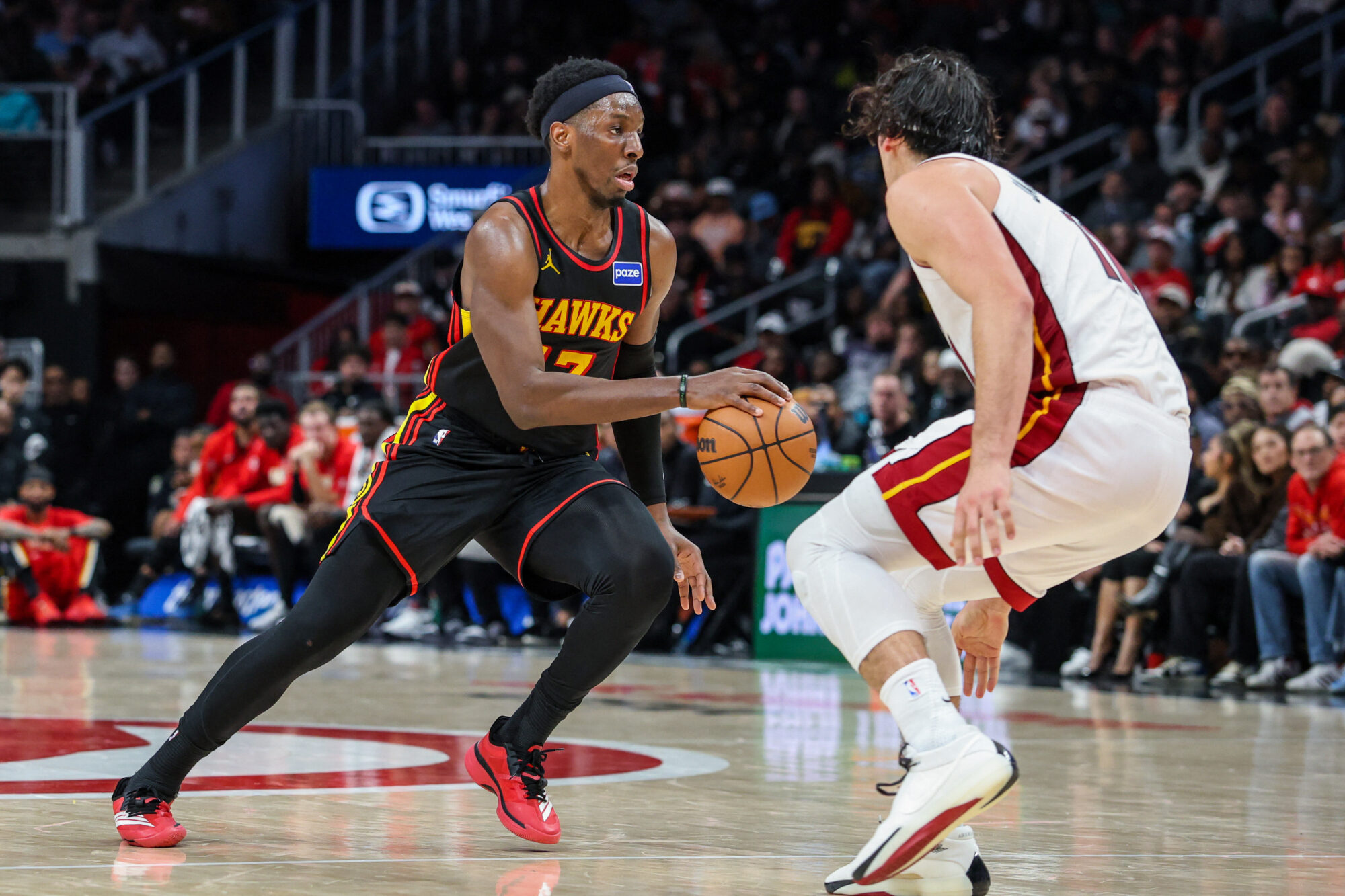 “Hawks” bez Porziņģa zaudē “Heat” komandai