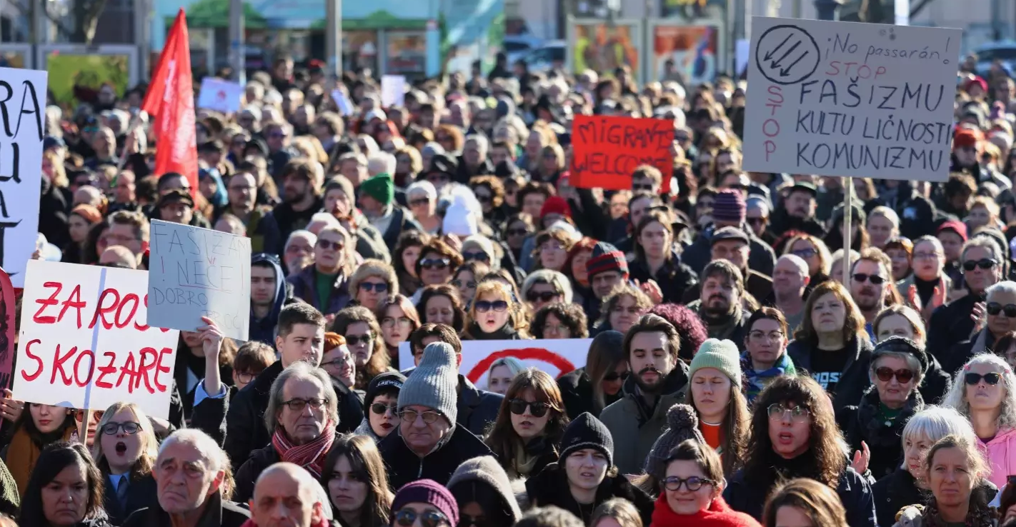 Horvātijā deviņus cilvēkus apsūdz par nacistiska sveiciena parādīšanu