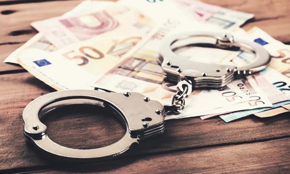 Tiesai nodod lietu par 100 000 eiro kukuļa piedāvāšanas mēģinājumu Iekšlietu ministrijas amatpersonai