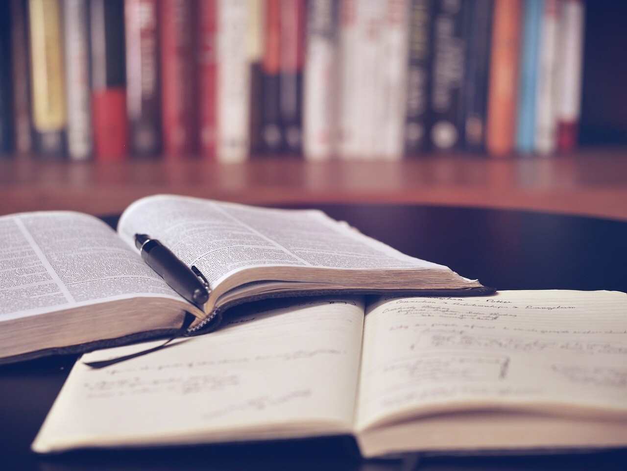 Studentus aicina pieteikties Ādolfa Grosberga piemiņas stipendiju fonda stipendijām