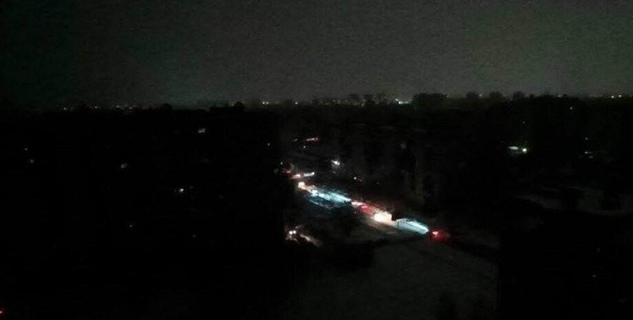 Maskavas apgabals piedzīvo elektroapgādes pārtraukumu pēc dronu uzbrukuma