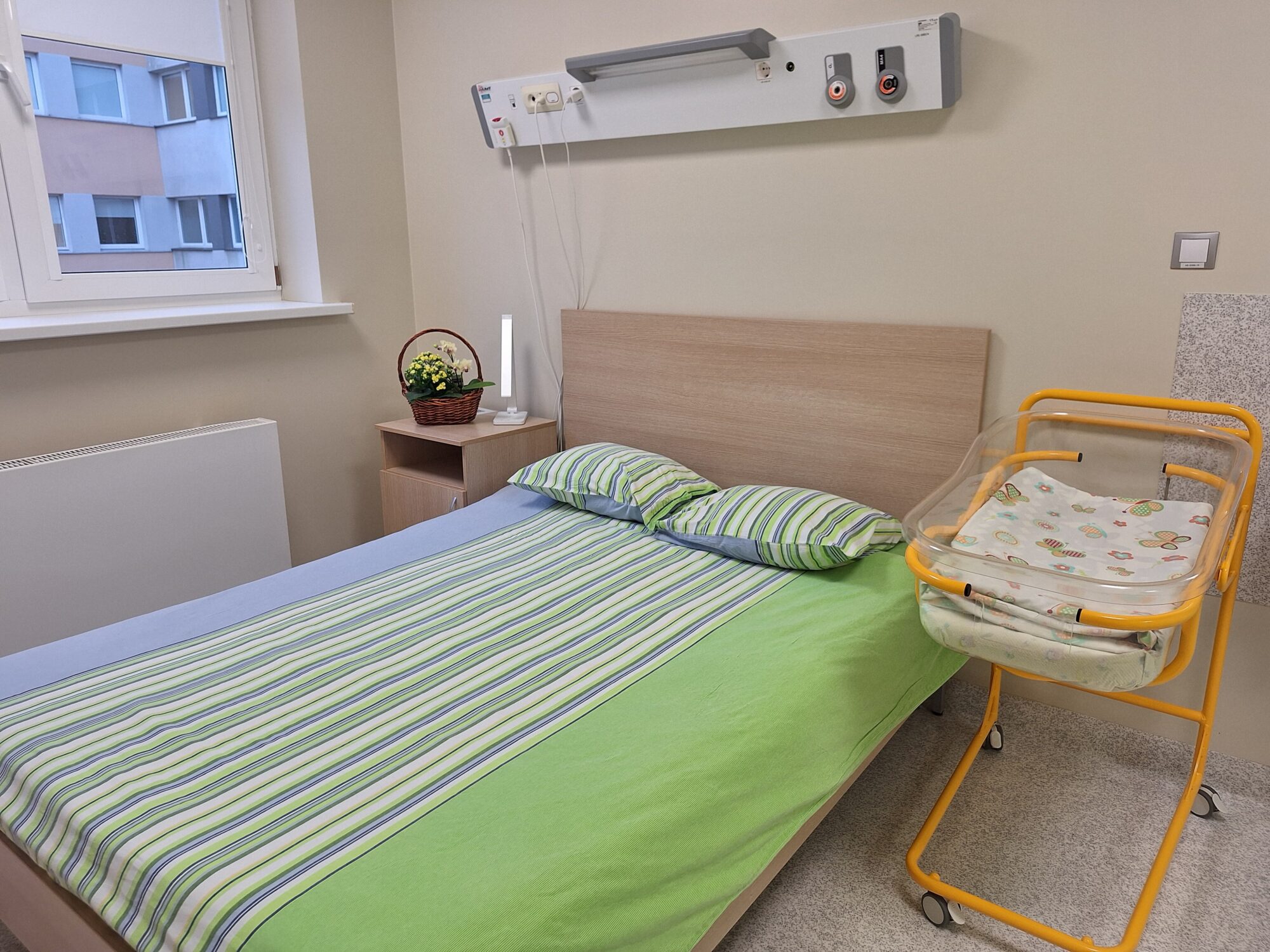 Liepājas slimnīcas Dzemdību nodaļā vienvietīga palāta no nākamā gada būs pieejama bez maksas