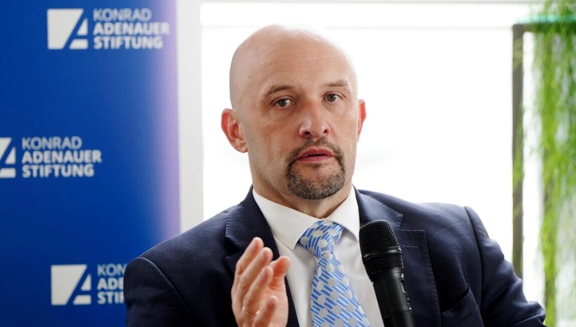 NATO Stratēģiskās komunikācijas izcilības centra direktors: Krievija joprojām sagaida diezgan nopietnu Ukrainas kapitulāciju