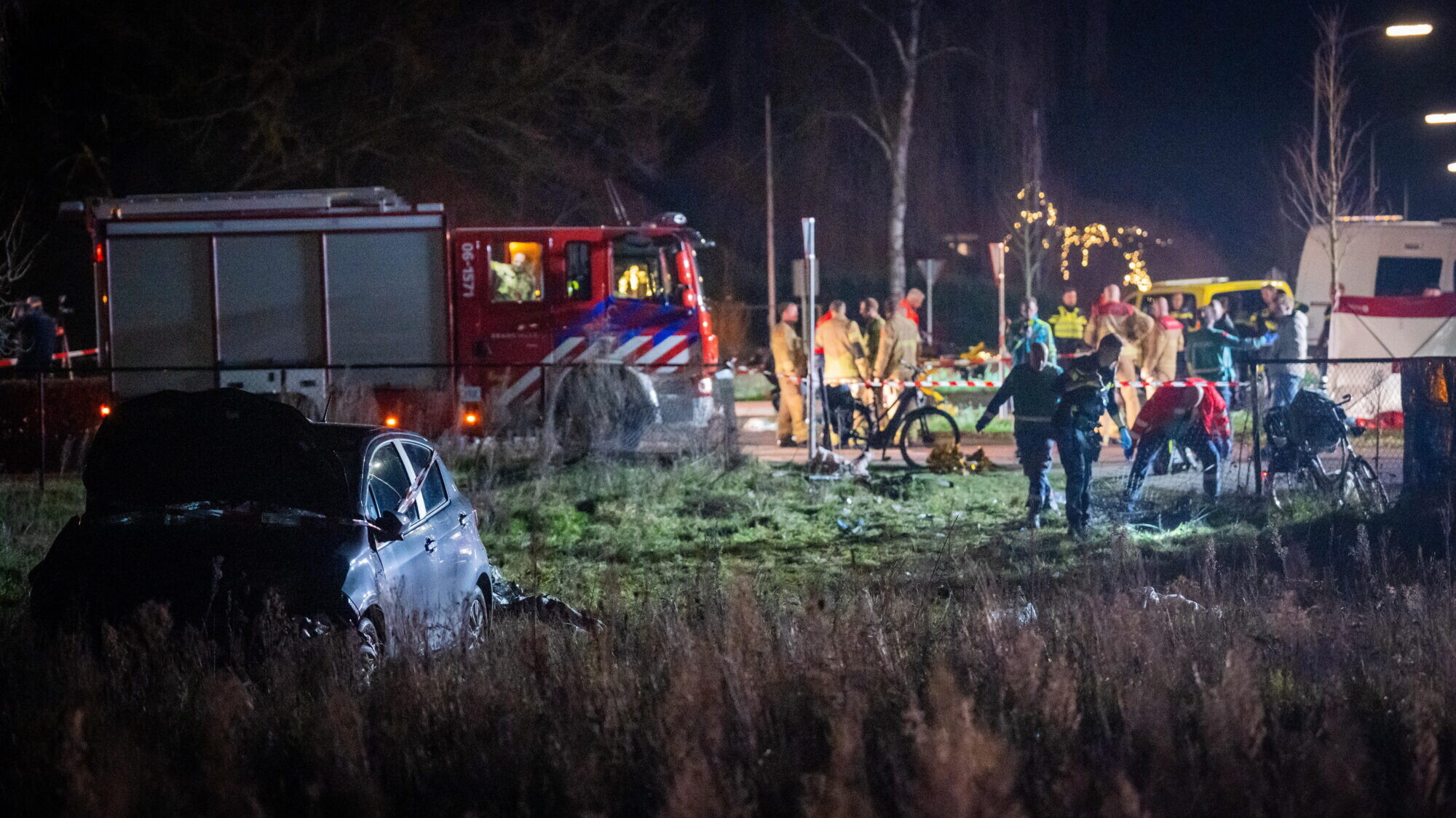 Automašīnai ietriecoties pūlī, Nīderlandē ievainoti deviņi cilvēki