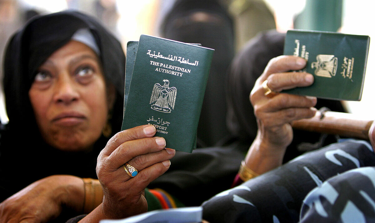 Tramps nosaka iebraukšanas aizliegumu vēl septiņu valstu pilsoņiem un palestīniešiem