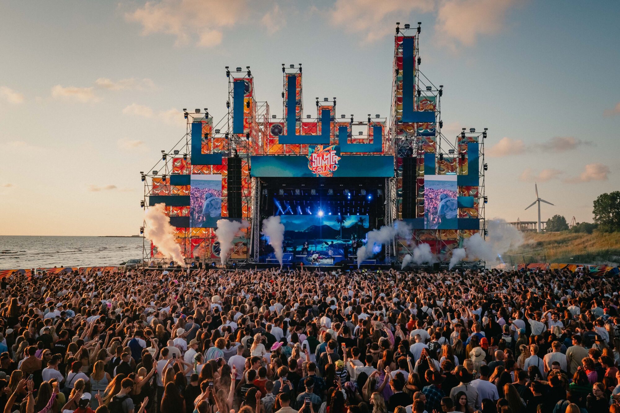 Video: Nākamgad festivālā “Summer Sound” uzstāsies Alans Volkers no Norvēģijas un grupa “Gogol Bordello”