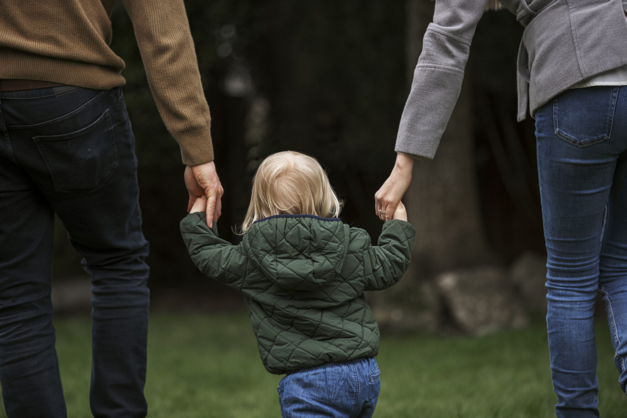Nākamgad pieaugs vairāki pabalsti ģimenēm ar bērniem