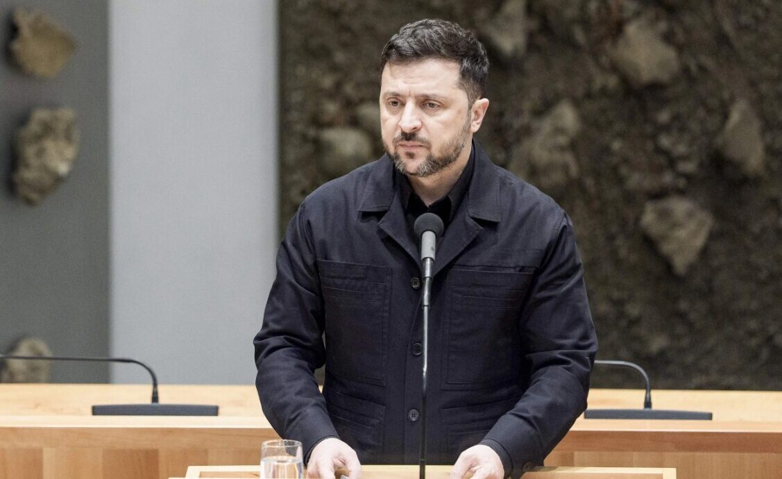 Zelenskis klātienē piedalīsies ES samitā