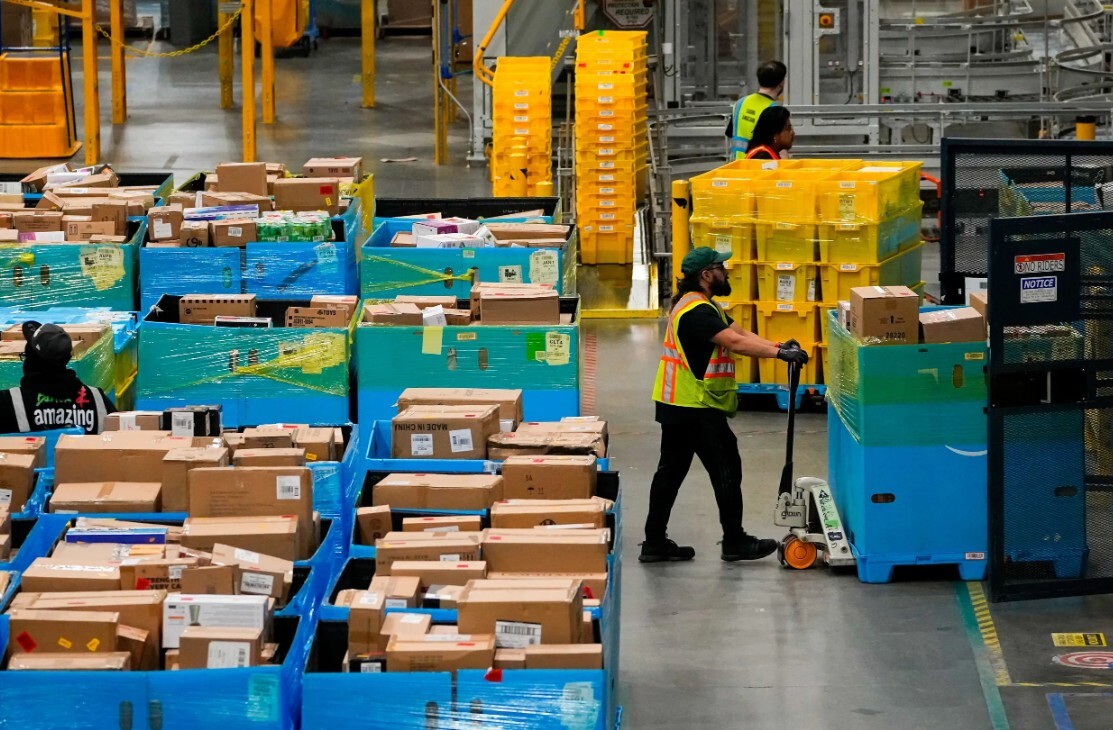 “Amazon” nav ļāvis pieteikties darbā 1800 ziemeļkorejiešiem