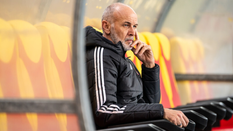 Nikolato turpinās vadīt Latvijas futbola izlasi vismaz līdz nākamā gada aprīlim