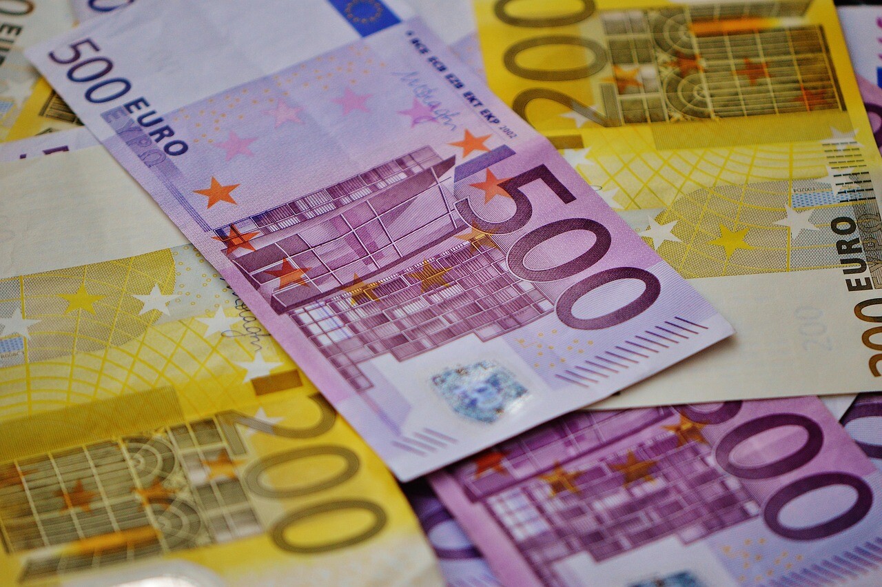 ES valstis vienojas par pirmo soli Ukrainas reparāciju fonda izveidē