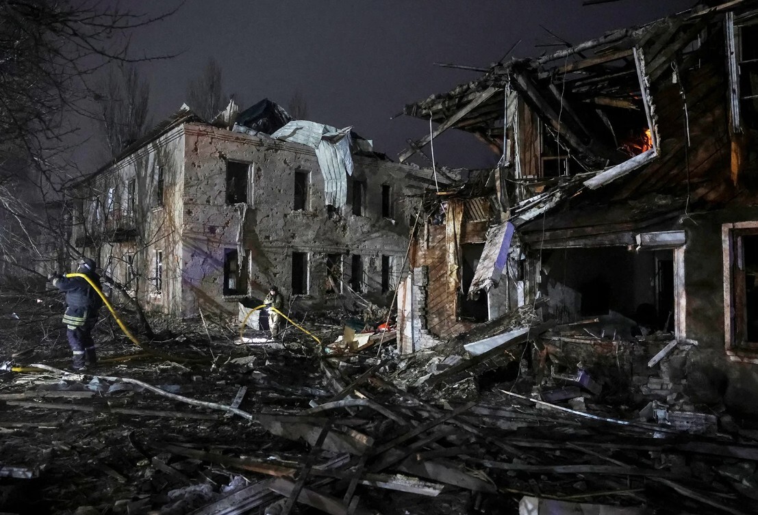 Krievi uz Ukrainu raidījuši divas ballistiskās raķetes un 138 lidrobotus
