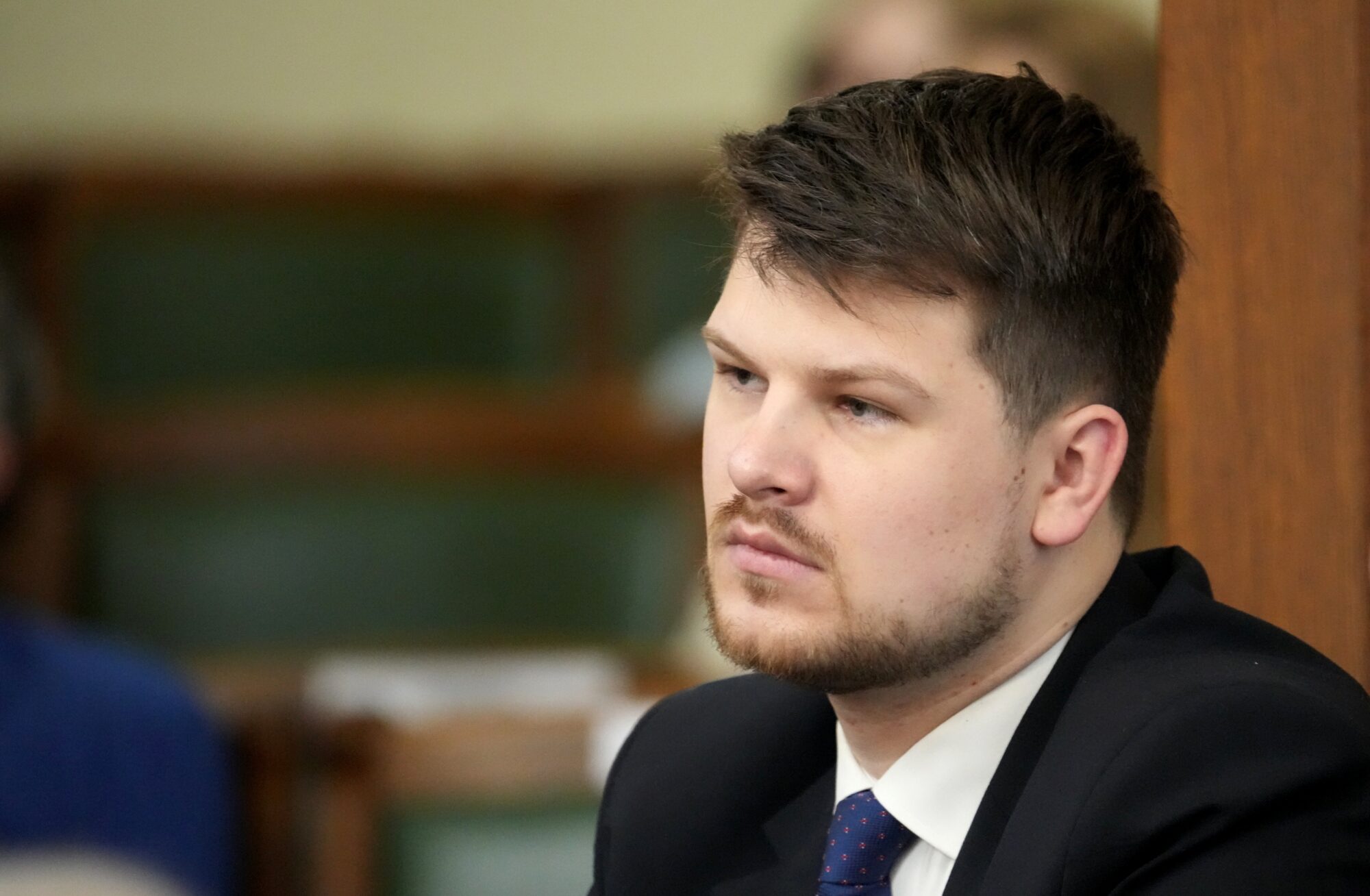 Ričarda Šlesera pirmo uzstāšanos Saeimas debatēs deputāti uzņem ar aplausiem
