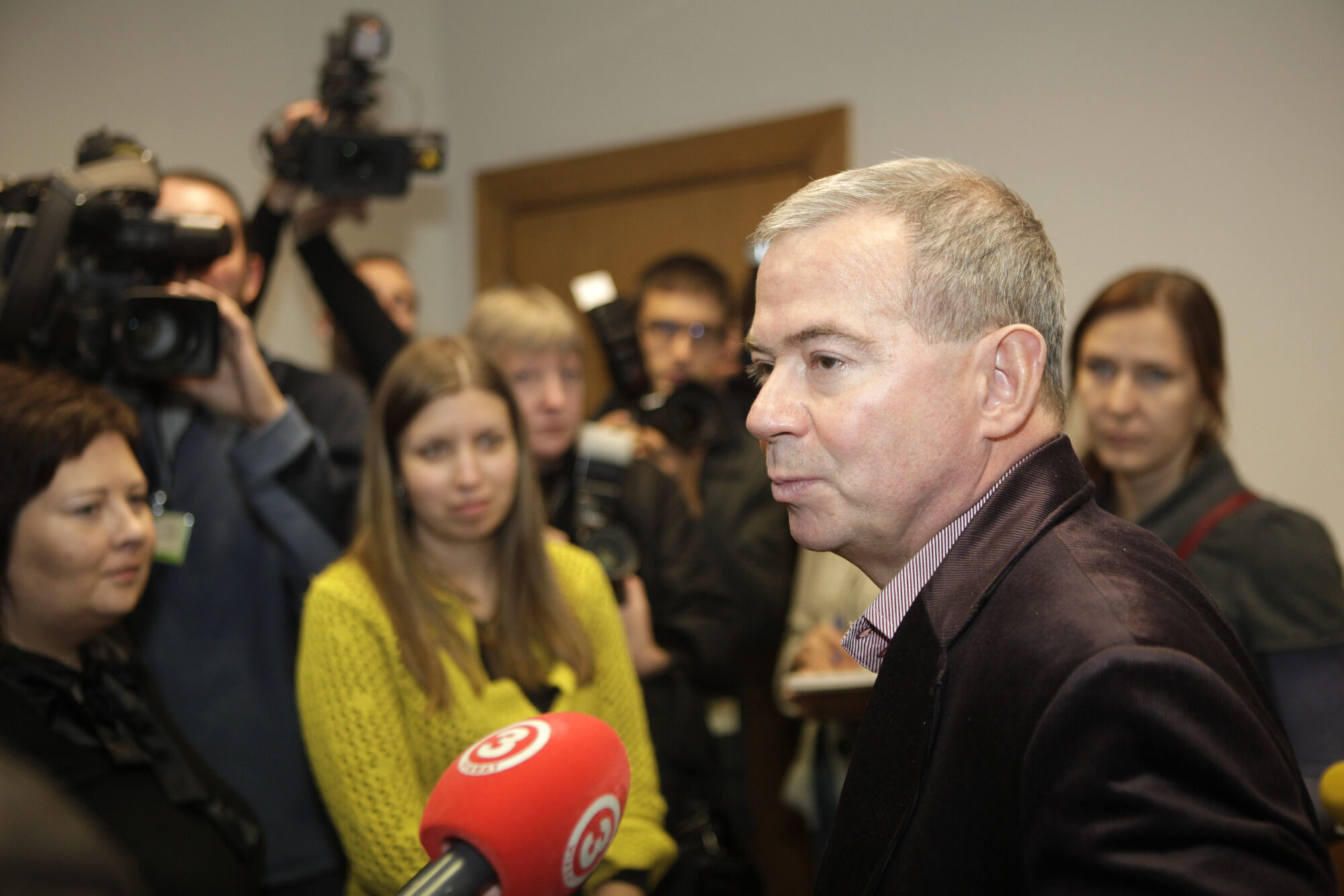 Apgabaltiesai atkārtoti būs jāvērtē Lemberga un Rīgas centrālcietuma strīds par kaitējumu veselībai