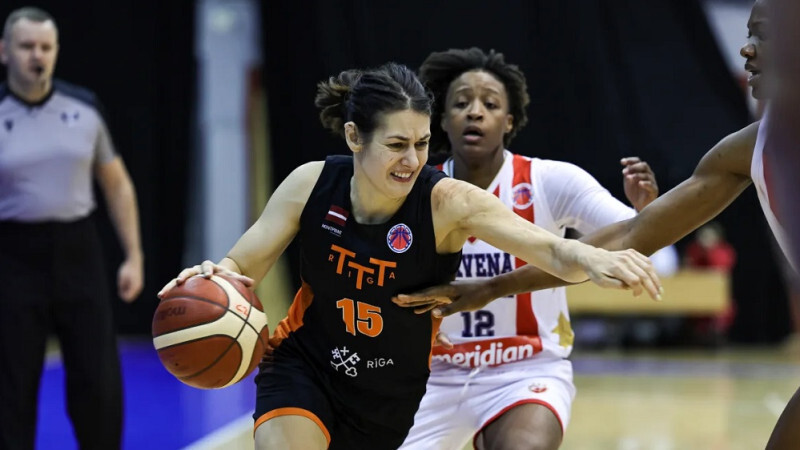 “TTT Rīga” basketbolistes izcīna uzvaru Baltijas līgas spēlē