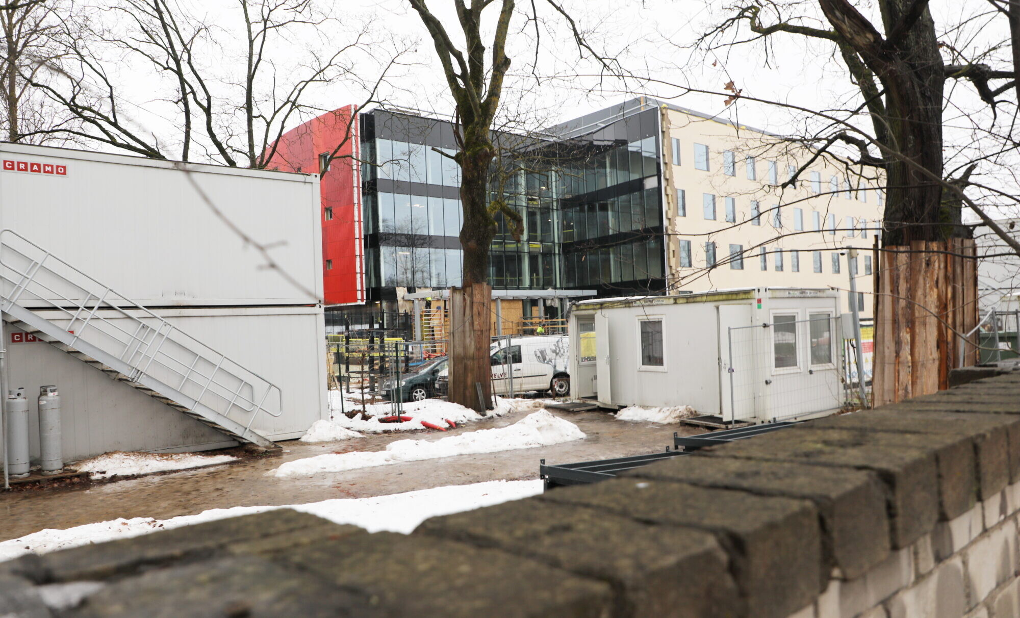 Stradiņa slimnīcas ēkas savienojošajā tunelī sestdien dzēsts ugunsgrēks