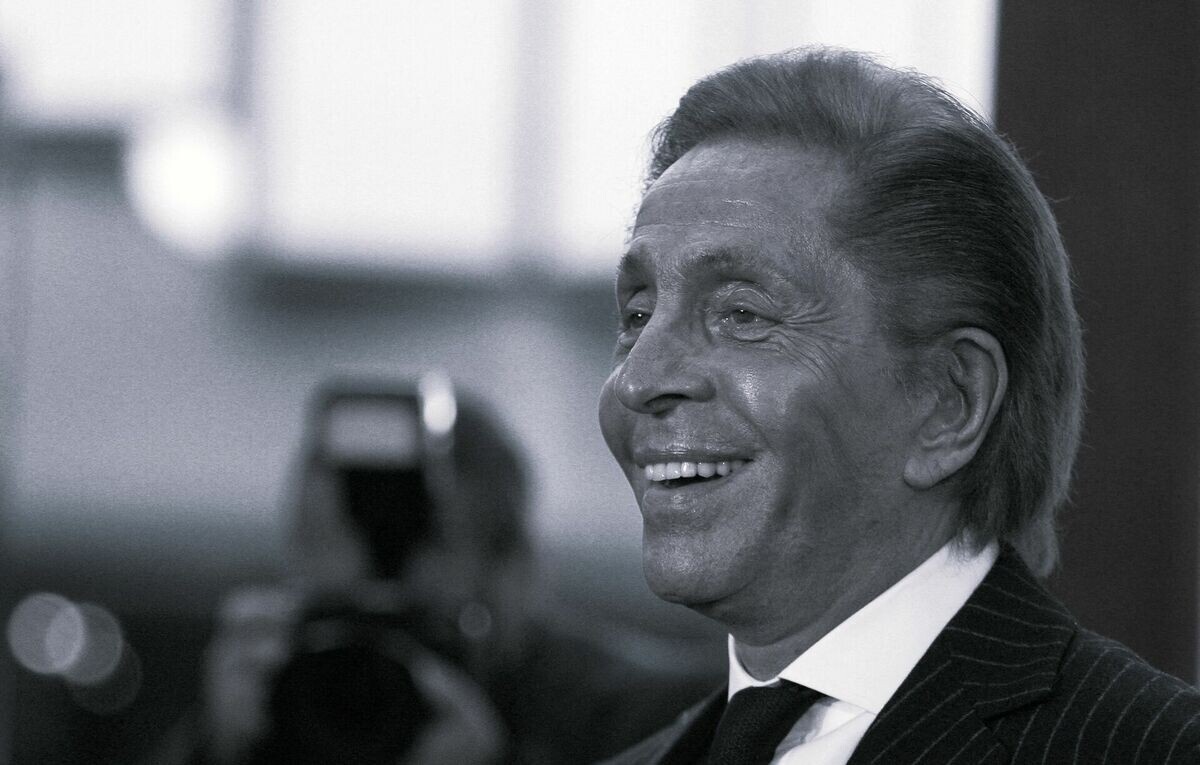 93 gadu vecumā miris itāļu modes dizainers Valentino