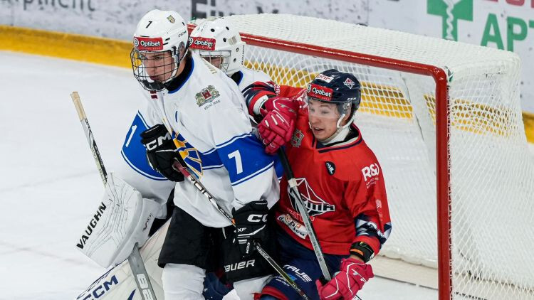 Latvijas U-18 hokeja izlase piedalīsies pārbaudes turnīrā Slovākijā