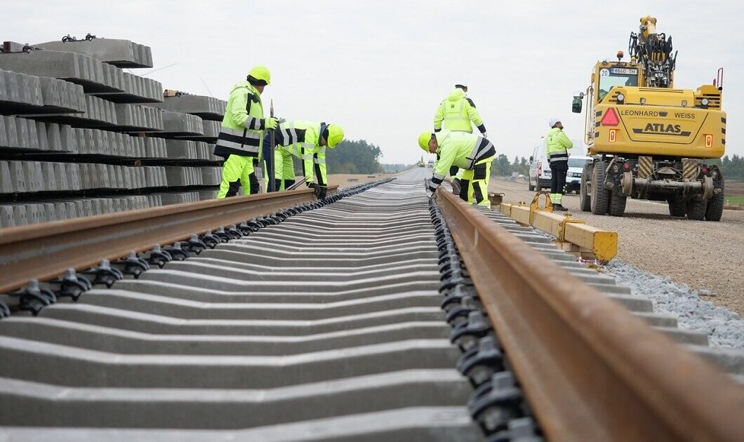 Igaunijas ministrs: Mums ir vienošanās ar Latviju par “Rail Baltica” pabeigšanu līdz 2030. gadam