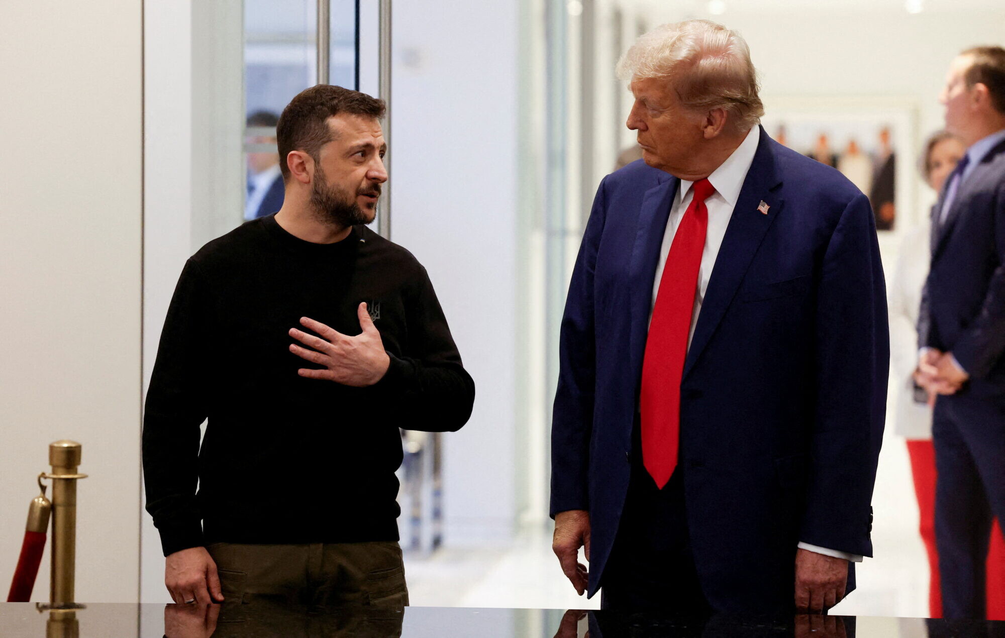 Tramps miera sarunu bremzēšanā vaino Zelenski