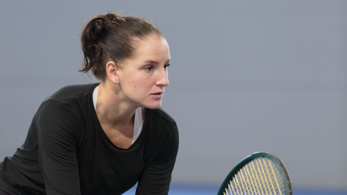 Semeņistaja zaudē Manilas “WTA 125” turnīra dubultspēļu ceturtdaļfinālā