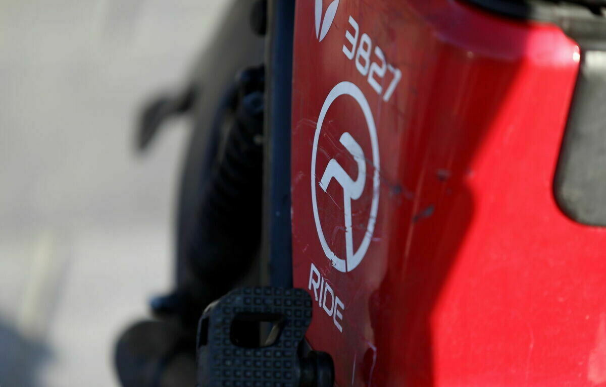 “Ride” tiesā pārsūdzējis PTAC piemēroto 10 000 eiro sodu par pakalpojumu turpināšanu