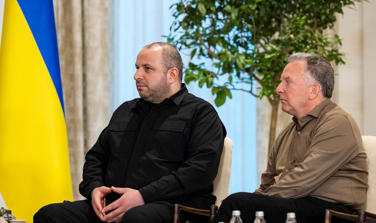 Abū Dabī noslēgusies ASV, Krievijas un Ukrainas delegāciju sarunu pirmā kārta