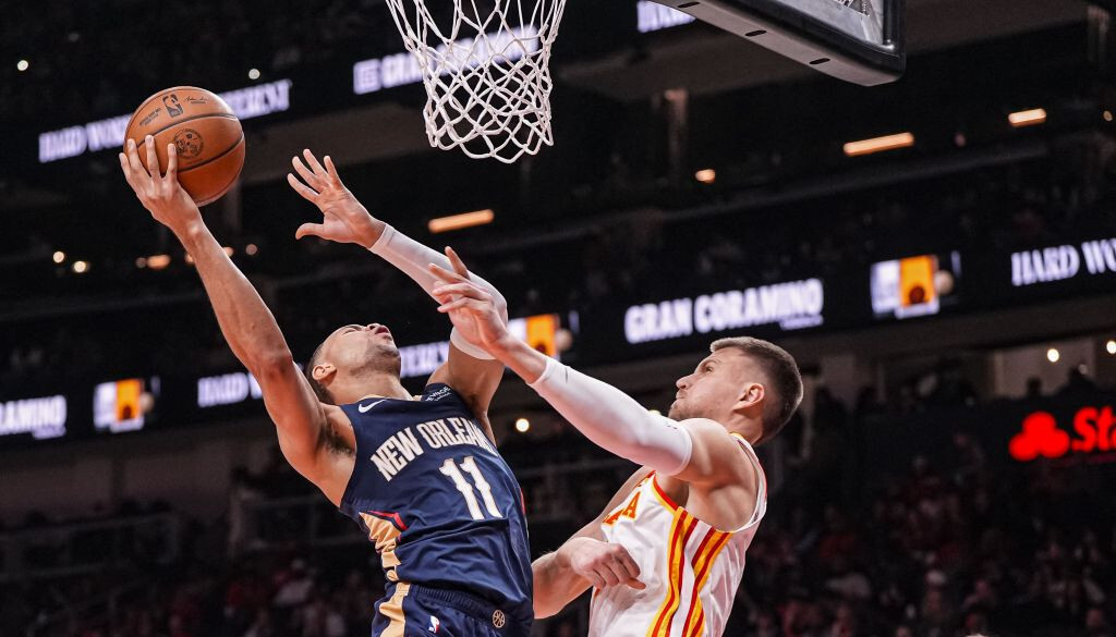Video: Porziņģis gūst 13 punktus “Hawks” uzvarā pār “Pelicans”