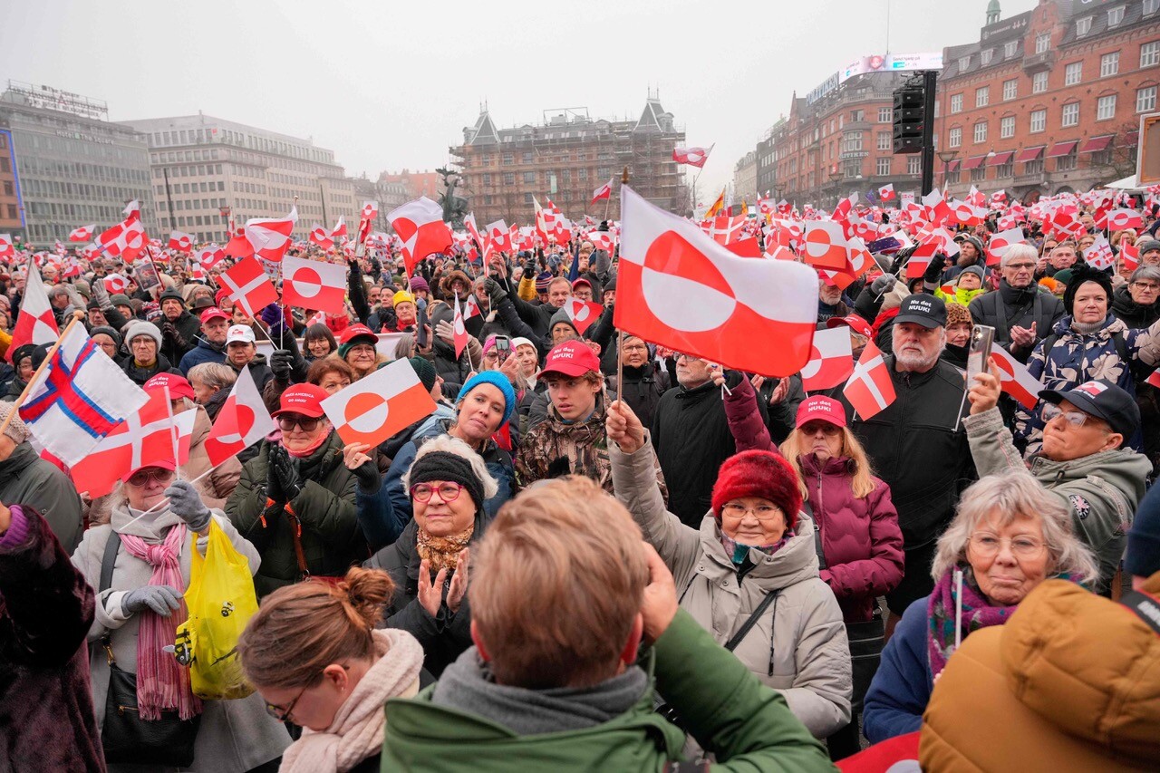 Nedēļas politikas apskats: Kaut kas ir satrunējis karaļvalstī