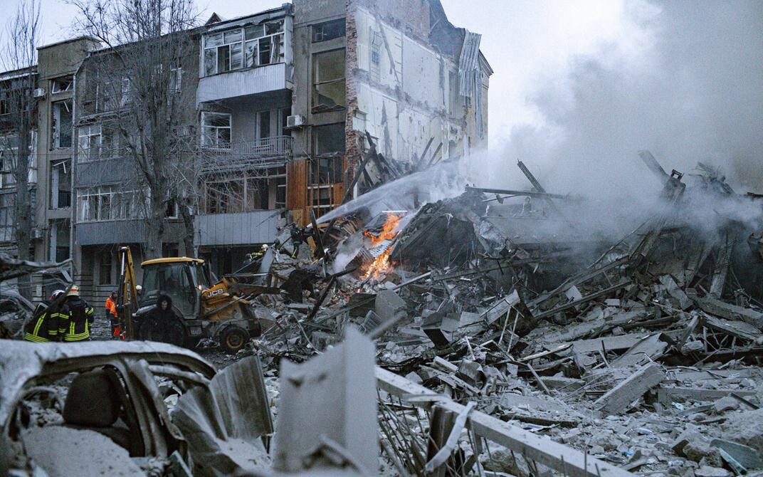 Raķešu triecienā Harkivā divi nogalinātie un 31 ievainotais