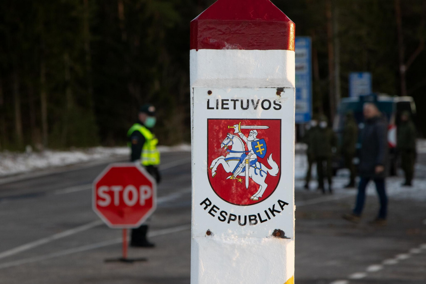 Lietuvā aiztur 25 Latvijā patvērumu lūgušus nelegālos imigrantus