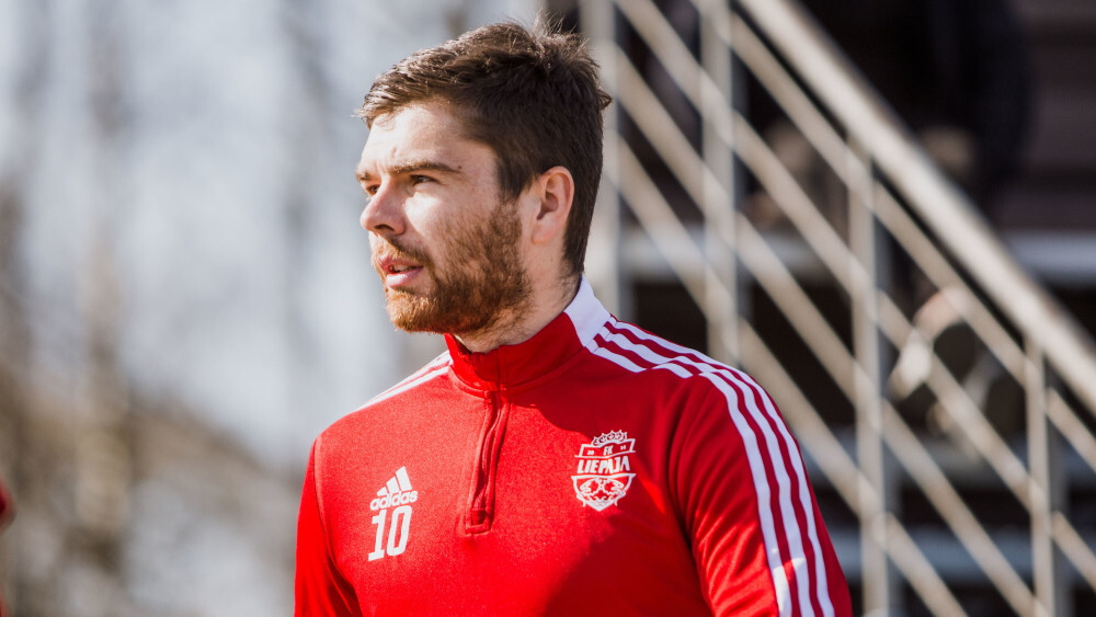 Divi Latvijas futbolisti beidzot atguvuši parādus no Serbijas kluba