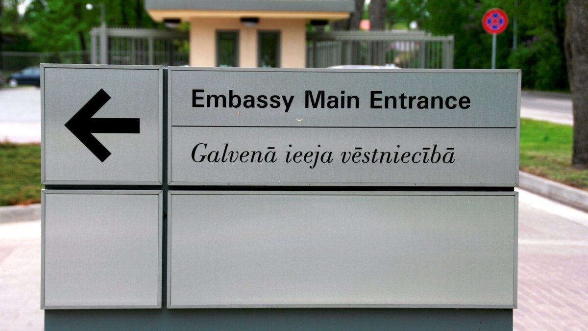 ASV Senāts par vēstnieci Latvijā apstiprinājis Trampa ziedotāju bez diplomātiskās pieredzes