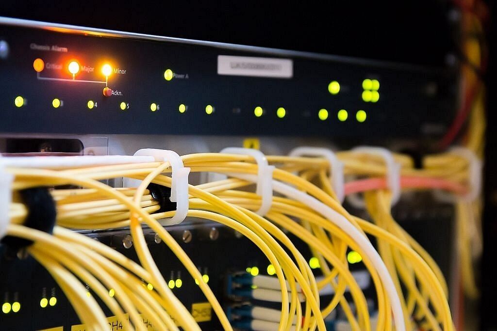 ES neliks tehnoloģiju lieluzņēmumiem maksāt par telekomunikāciju infrastruktūras modernizēšanu