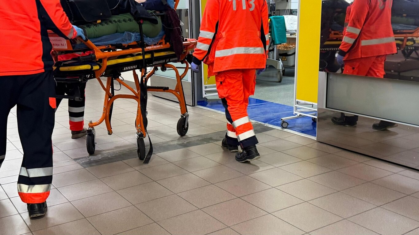 Pašvaldības veselības ministru aicina uzmanīgi pieņemt lēmumus par slimnīcu tīklu