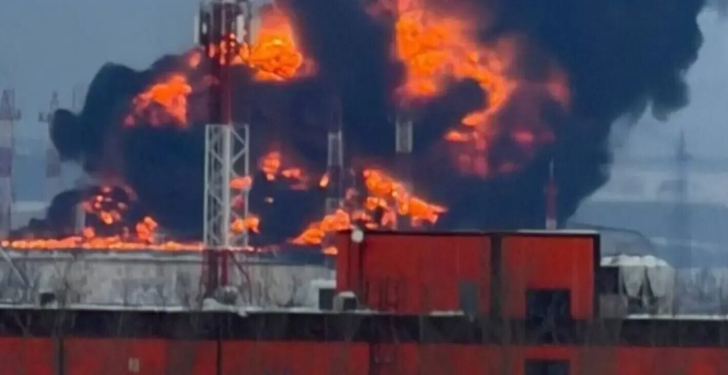 Tatarstānā dronu triecienā cietis naftas infrastruktūras objekts
