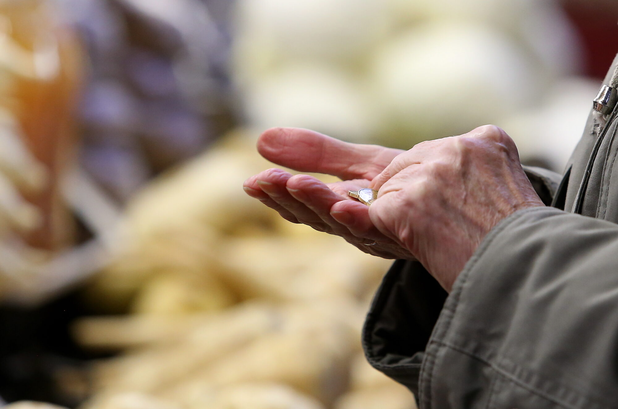 Vecuma pensijas vidējais apmērs piecu gadu laikā Latvijā pieaudzis par 56,8%