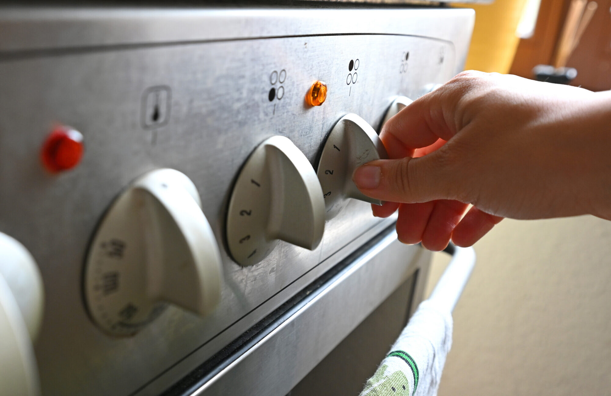 “Ignitis Latvija” sāk elektroenerģijas tirdzniecību mājsaimniecībām