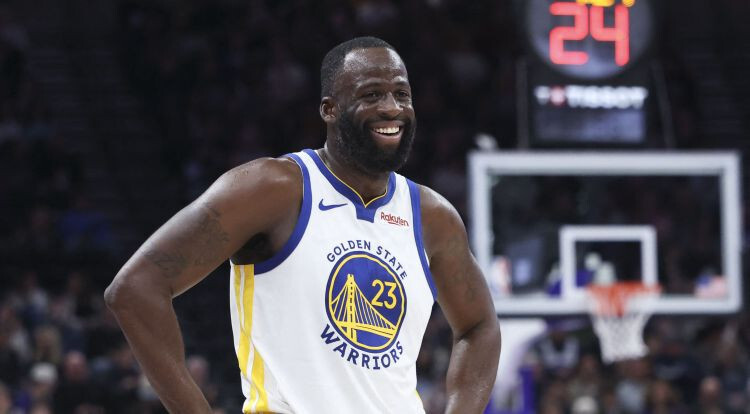 Medijs: “Warriors” paturēs Grīnu un iespēlēs kopā ar Porziņģi