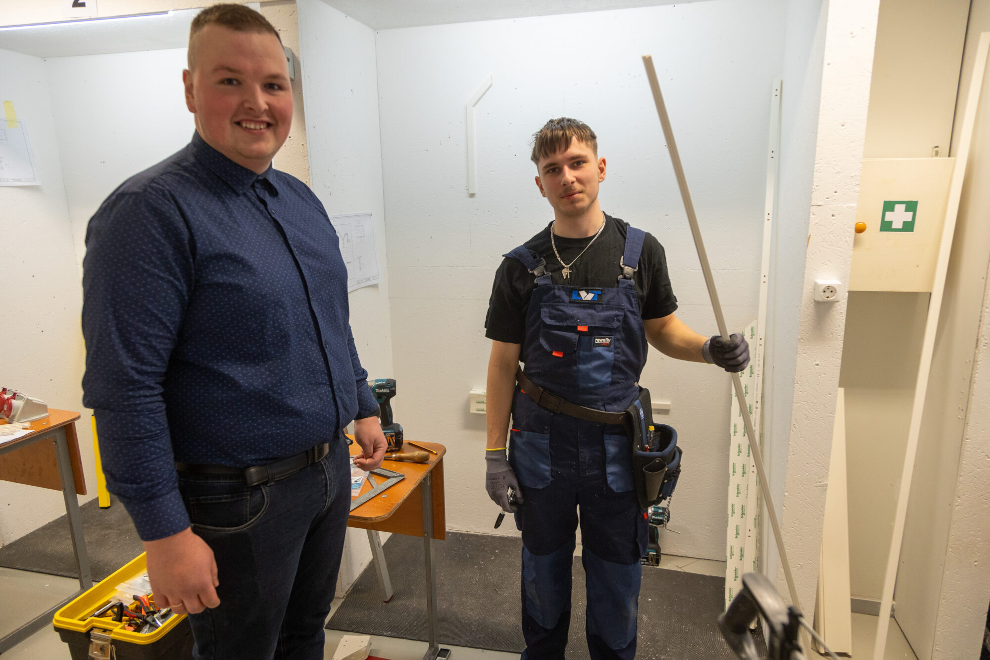 Foto: Elektrība, loģistika un lieli mērķi – Liepājas jaunieši sacenšas “SkillsLatvia” pusfinālā