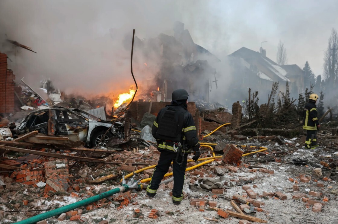 Krievijas dronu uzbrukumā Zaporižjai pieci ievainotie
