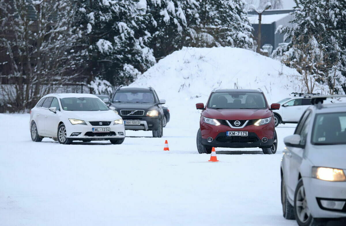 CSDD ziemas braukšanas konsultācijās šosezon piedalījušies vairāk nekā 1000 autovadītāju