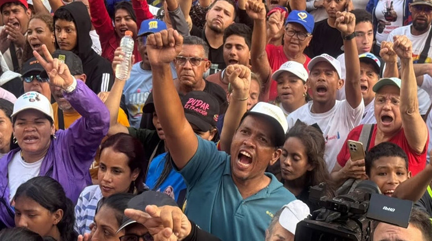 Maduro atbalstītāji Karakasā pieprasa viņa atbrīvošanu