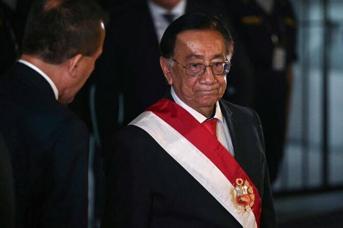 Peru Kongress pagaidu prezidenta amatā ievēlē Balkasaru