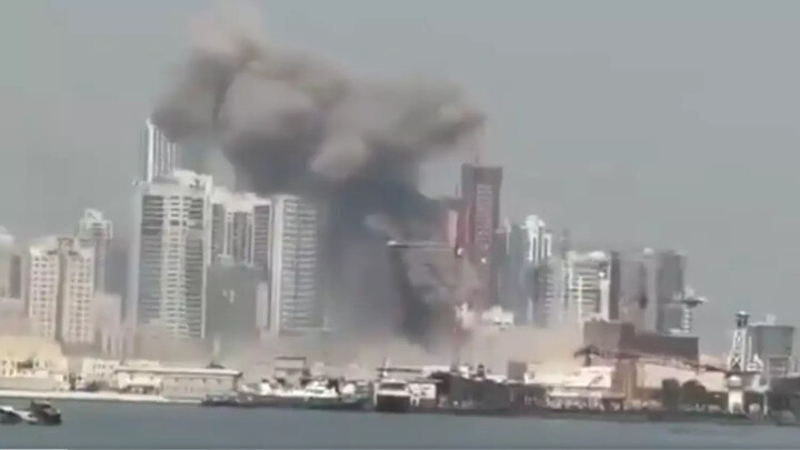 Video: Dubaijā sestdien dzirdami sprādzieni, Palmas salā izcēlies ugunsgrēks