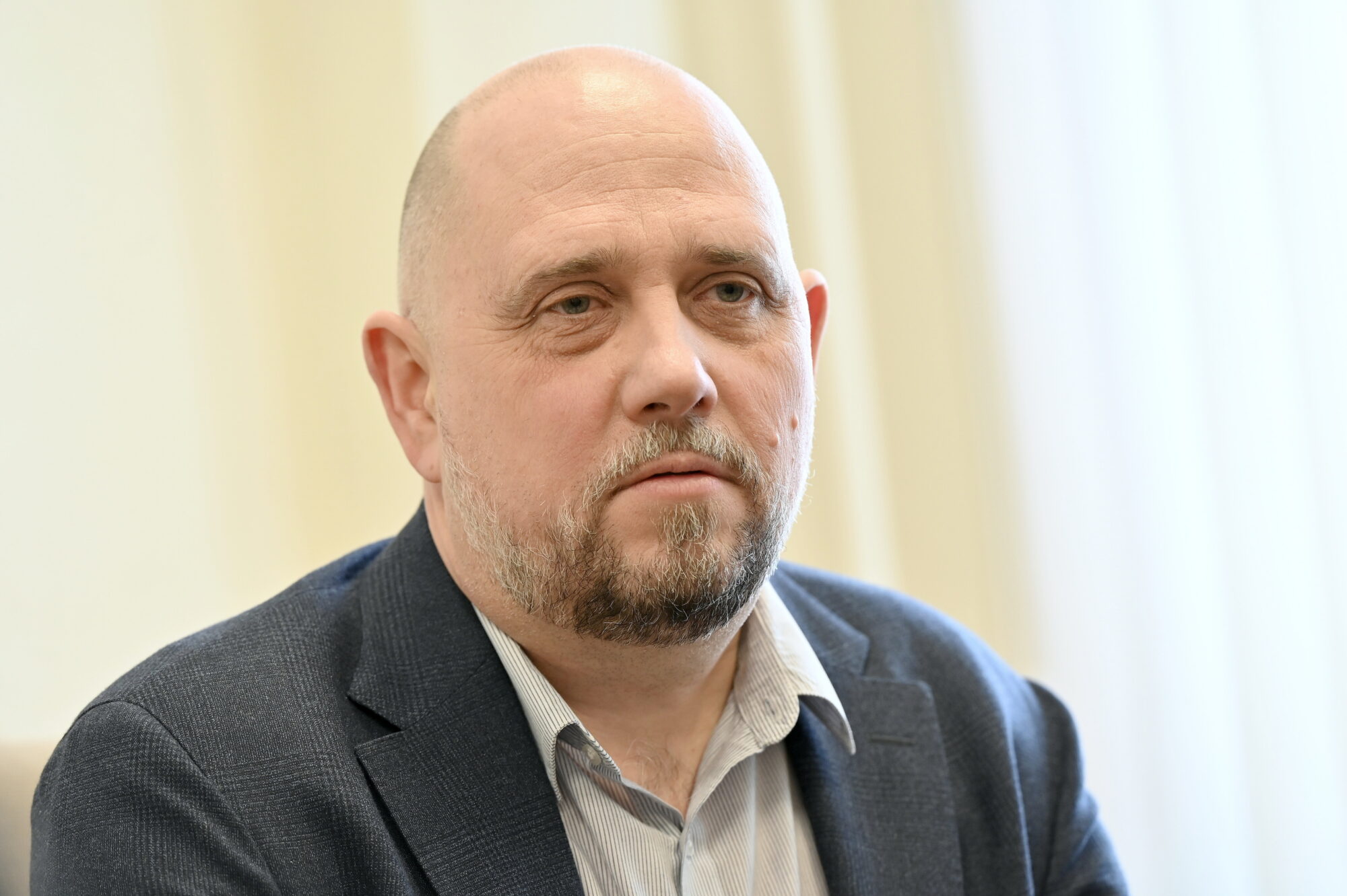 Andris Platais: Valsts apmaksātie pakalpojumi ir samazināti, un tie samazinājušies arī Liepājas slimnīcā